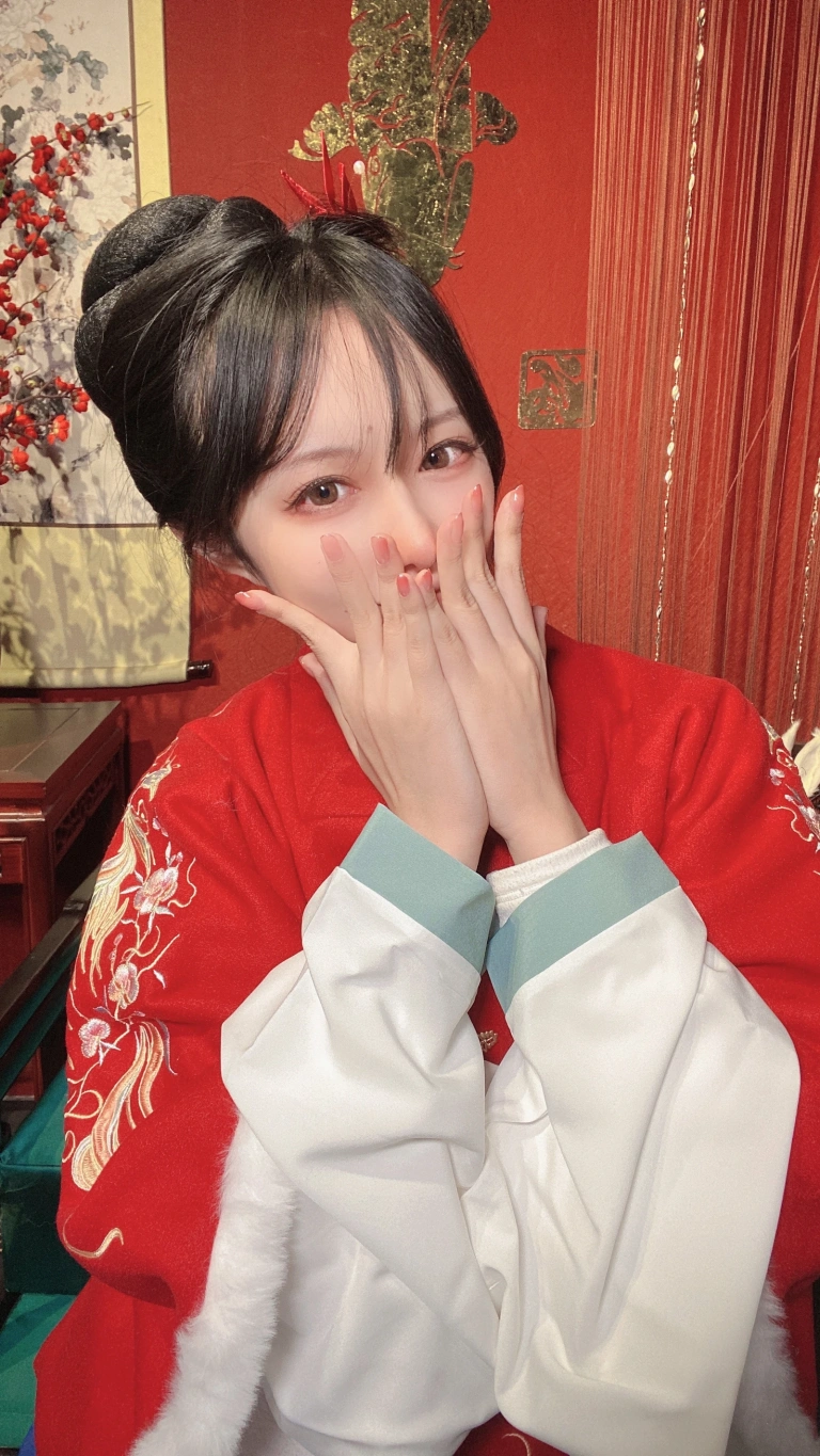 Shika小鹿鹿《2022春自拍合集》主题写真：70张全套美图