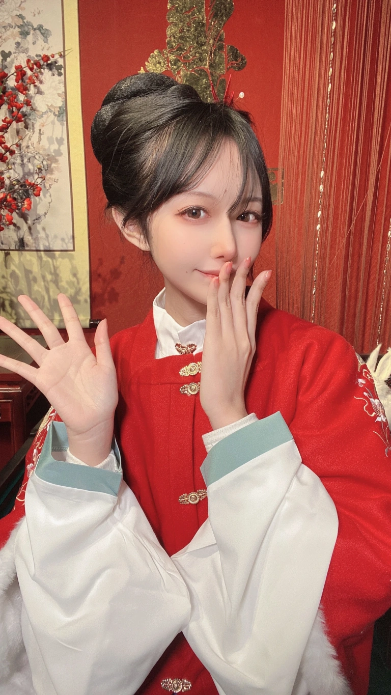 Shika小鹿鹿《2022春自拍合集》主题写真：70张全套美图