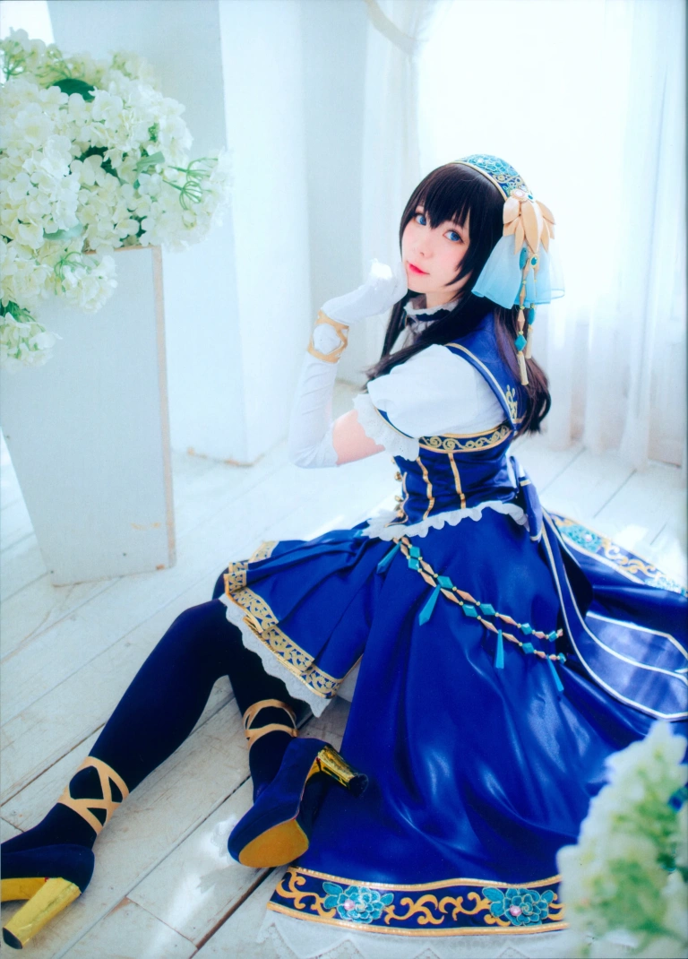 霜月shimo《Bright Love》主题写真：50张全套美图