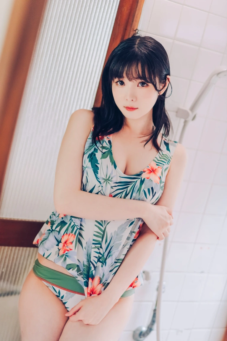 霜月shimo《Summer》主题写真：95张全套美图