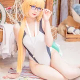 霜月shimo《11月本》主题写真：63张全套美图