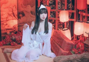 霜月shimo《11月本》主题写真：63张全套美图