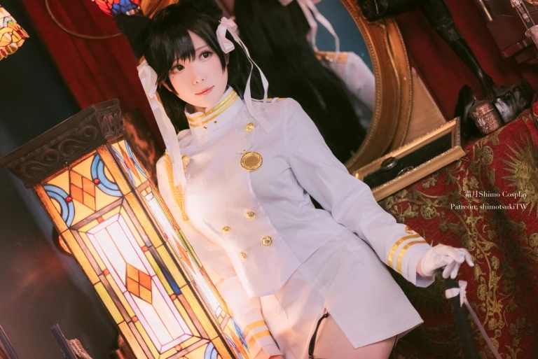 霜月shimo《爱宕》主题写真：12张全套美图
