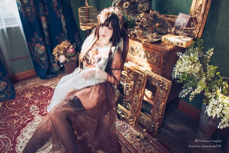 霜月shimo《女仆私服》主题写真：15张全套美图
