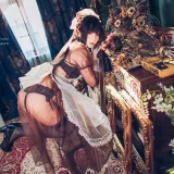 霜月shimo《女仆私服》主题写真：15张全套美图
