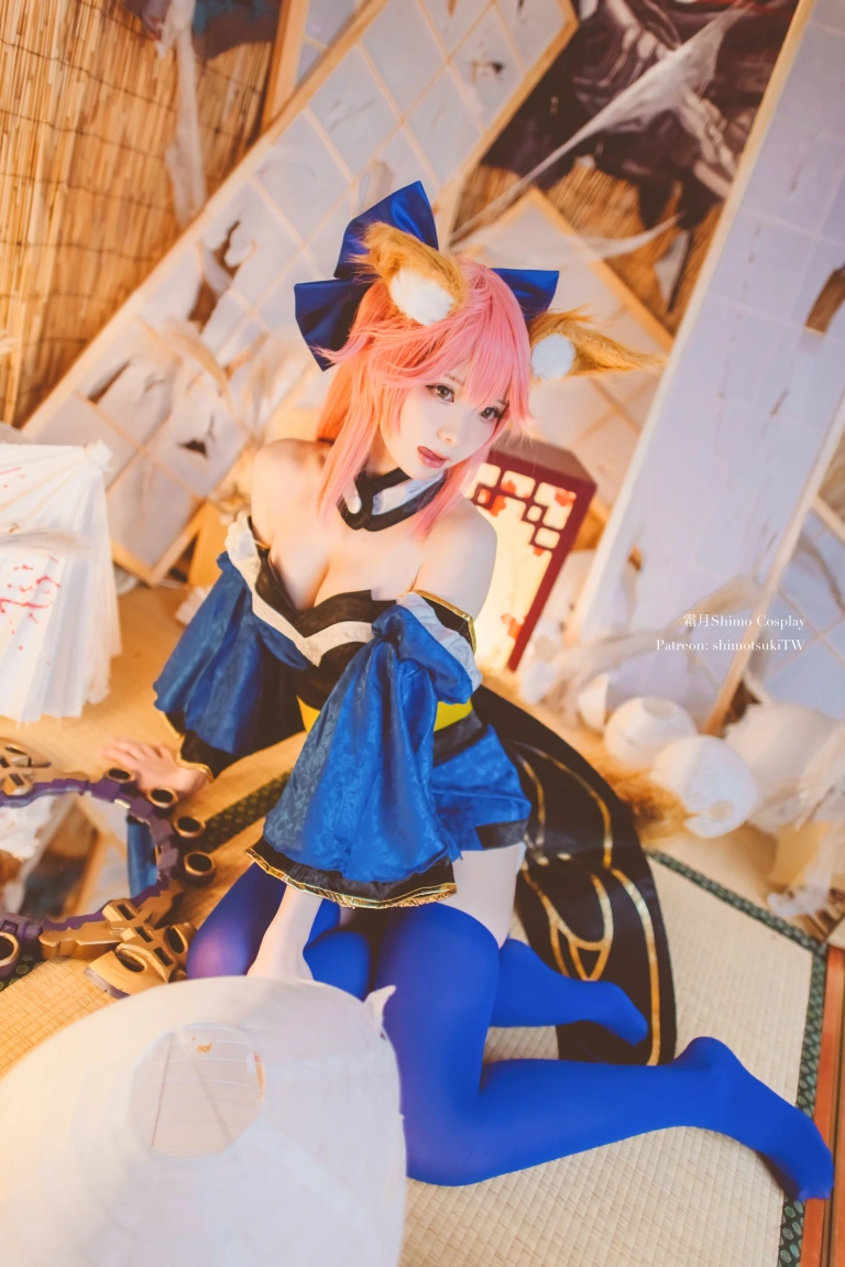 霜月shimo《玉藻前》主题写真：15张全套美图