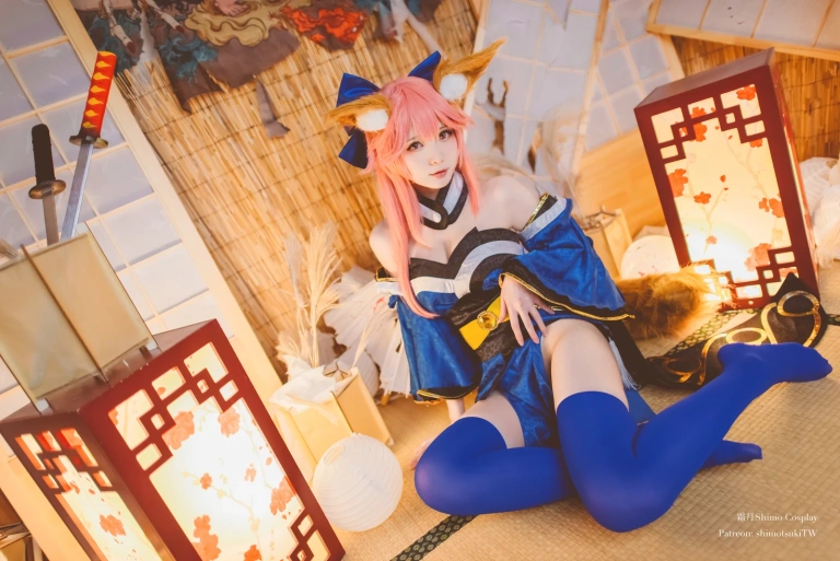 霜月shimo《玉藻前》主题写真：15张全套美图