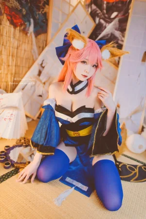 霜月shimo《玉藻前》主题写真：15张全套美图