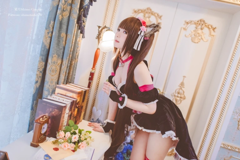 霜月shimo《巧克力》主题写真：16张全套美图