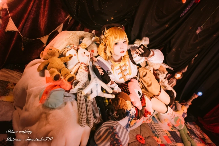 霜月shimo《巴麻美》主题写真：18张全套美图