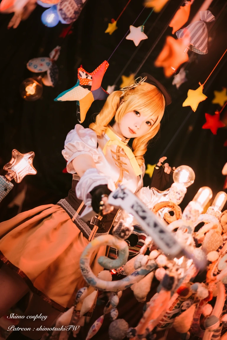 霜月shimo《巴麻美》主题写真：18张全套美图