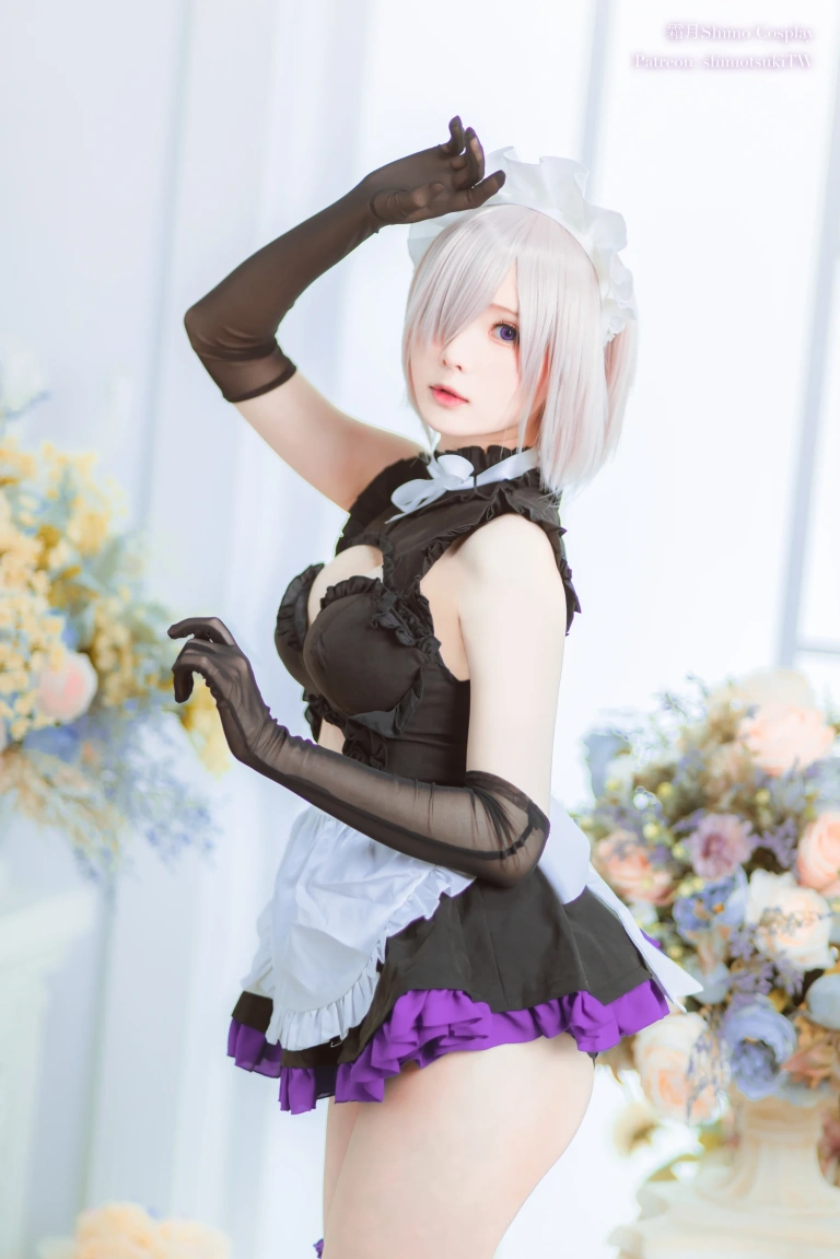 霜月shimo《玛修女仆》主题写真：14张全套美图