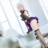 霜月shimo《玛修女仆》主题写真：14张全套美图