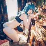 霜月shimo《私服》主题写真：18张全套美图