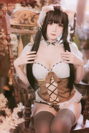 霜月shimo《室内私服》主题写真：17张全套美图