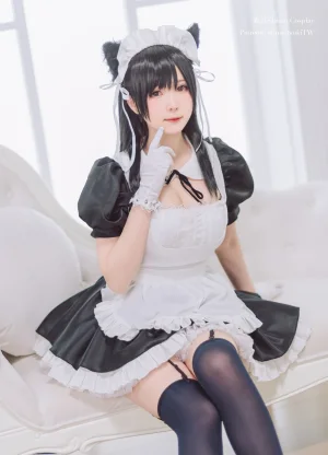 霜月shimo《爱宕女仆》主题写真：16张全套美图，含2个视频