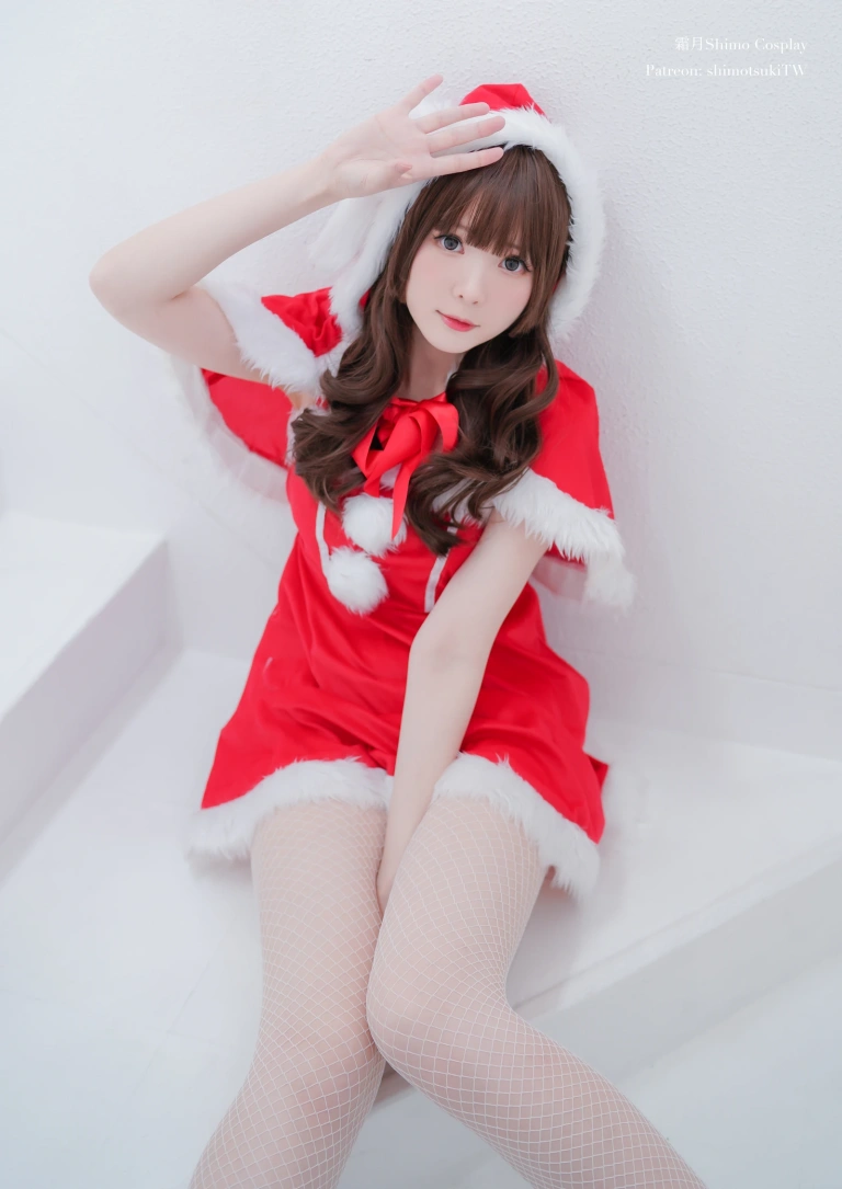 霜月shimo《兔子圣诞节》主题写真：12张全套美图