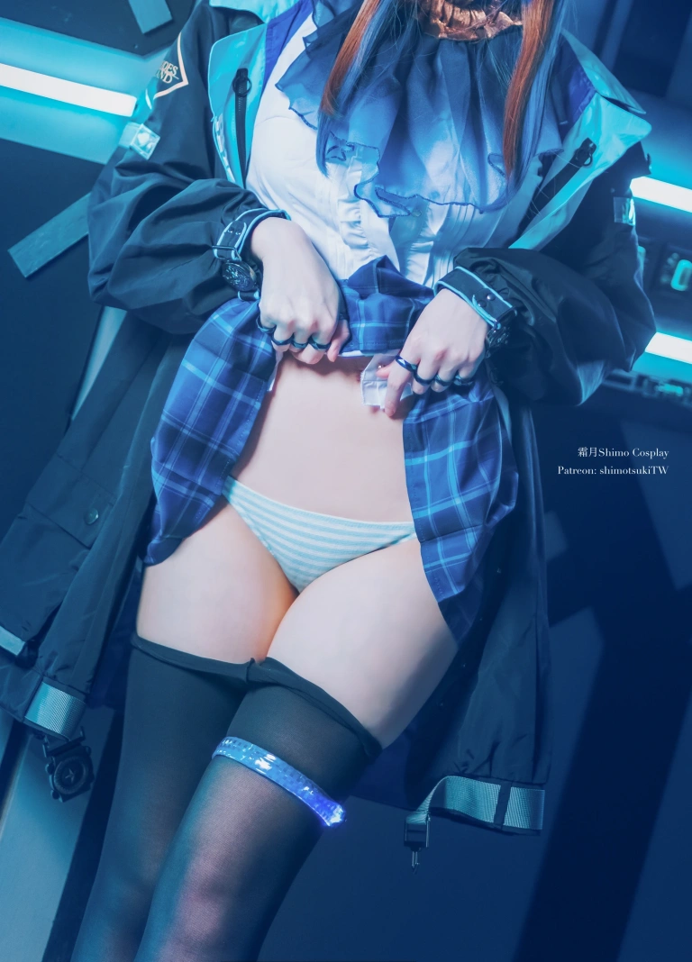 霜月shimo《明日方舟 阿米娅》主题写真：18张全套美图