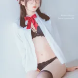 霜月shimo《JK》主题写真：17张全套美图