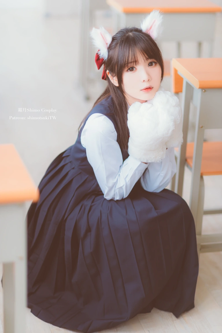霜月shimo《JK》主题写真：17张全套美图