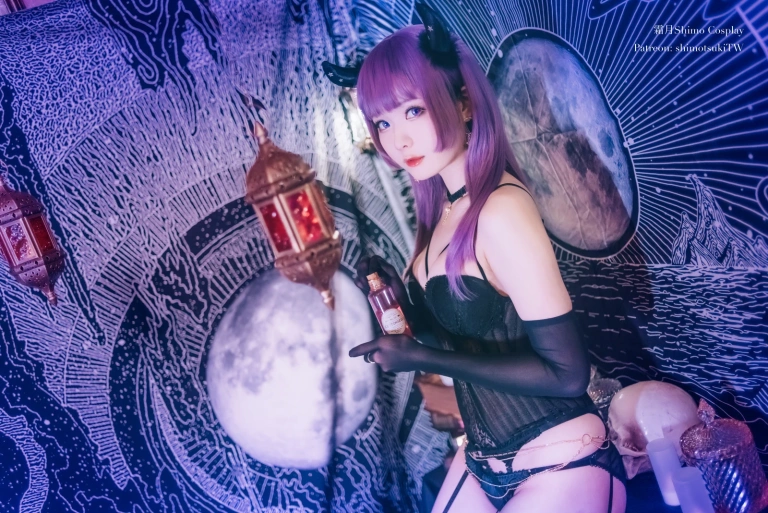 霜月shimo《内衣》主题写真：16张全套美图