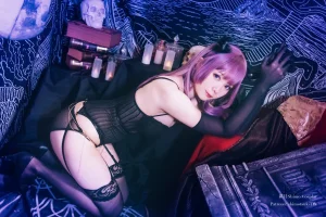 霜月shimo《内衣》主题写真：16张全套美图