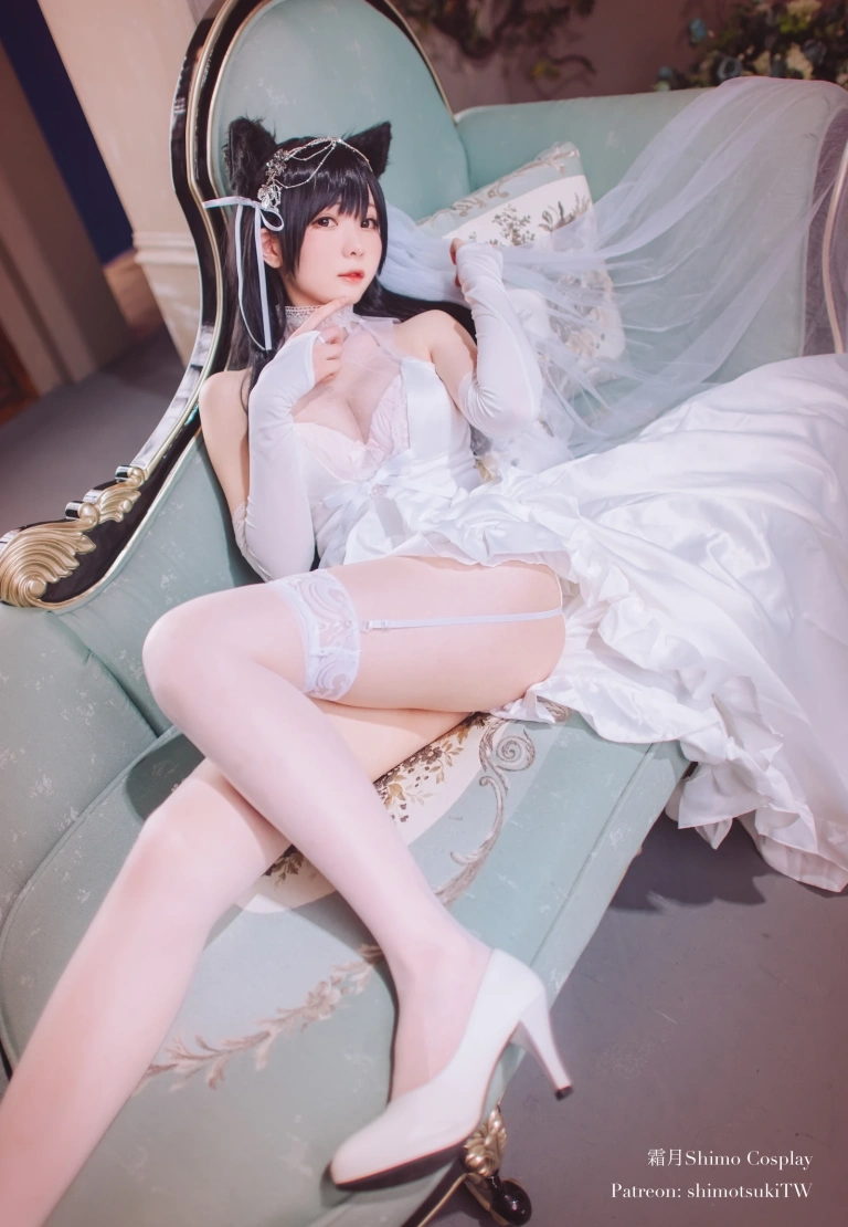 霜月shimo《爱宕》主题写真：21张全套美图