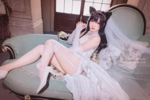 霜月shimo《爱宕》主题写真：21张全套美图