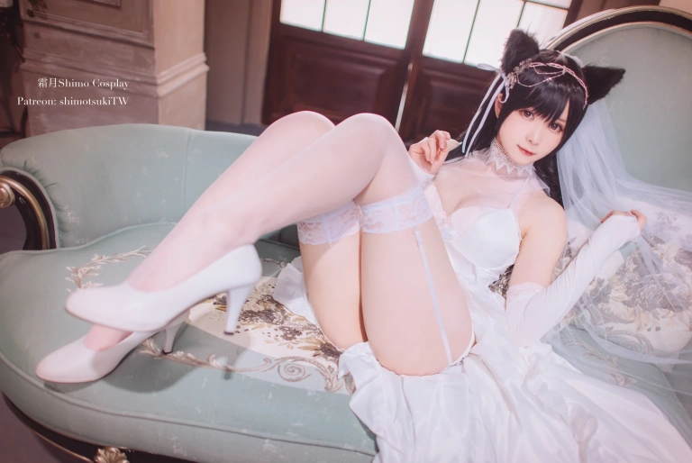 霜月shimo《爱宕》主题写真：21张全套美图