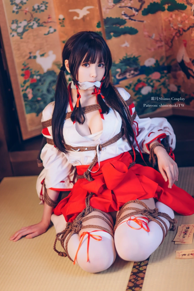 霜月shimo《巫女捆绑》主题写真：24张全套美图