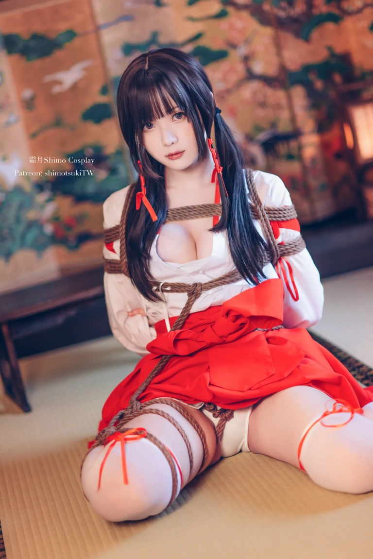 霜月shimo《巫女捆绑》主题写真：24张全套美图