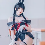 霜月shimo《卯月桃子 水手服兔女郎》主题写真：19张全套美图