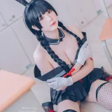 霜月shimo《卯月桃子 水手服兔女郎》主题写真：19张全套美图