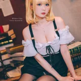 霜月shimo《华生 · 阿米莉亚》主题写真：11张全套美图