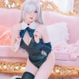 霜月shimo《七大罪 伊丽莎白 兔女郎》主题写真：16张全套美图
