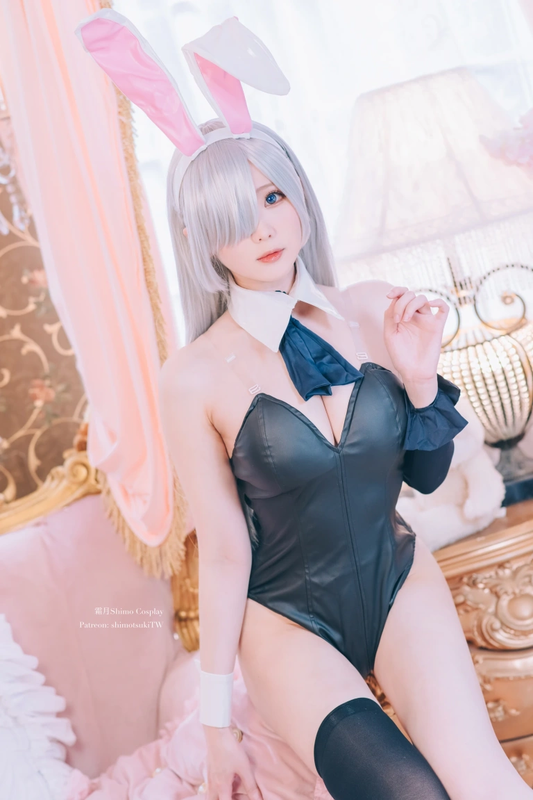 霜月shimo《七大罪 伊丽莎白 兔女郎》主题写真：16张全套美图