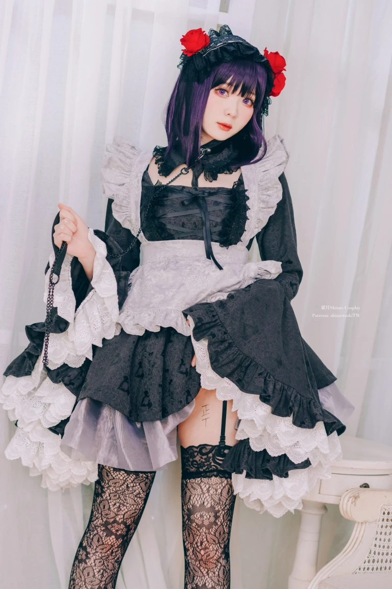 霜月shimo《黑江雫》主题写真：28张全套美图