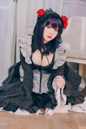 霜月shimo《黑江雫》主题写真：28张全套美图