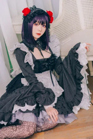 霜月shimo《黑江雫》主题写真：28张全套美图