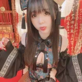 霜月shimo《Fantia 2021年11月会员合集（5期）》主题写真：71张全套美图