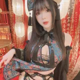 霜月shimo《Fantia 2021年11月会员合集（5期）》主题写真：71张全套美图
