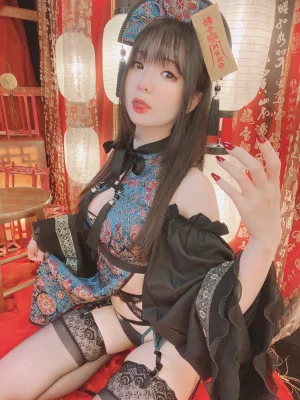 霜月shimo《Fantia 2021年11月会员合集（5期）》主题写真：71张全套美图