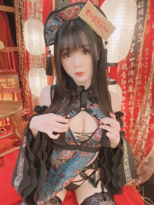 霜月shimo《Fantia 2021年11月会员合集（5期）》主题写真：71张全套美图