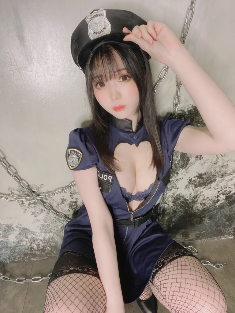 霜月shimo《Fantia 2022年02月会员合集（6期）》主题写真：114张全套美图