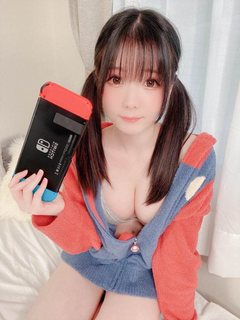 霜月shimo《Fantia 2022年03月会员合集（6期）》主题写真：113张全套美图