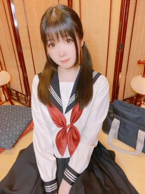 霜月shimo《Fantia 2022年05月会员合集（6期）》主题写真：113张全套美图