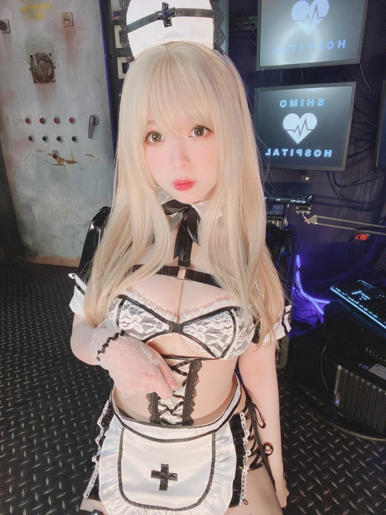 霜月shimo《Fantia 2022年06月会员合集（6期）》主题写真：122张全套美图