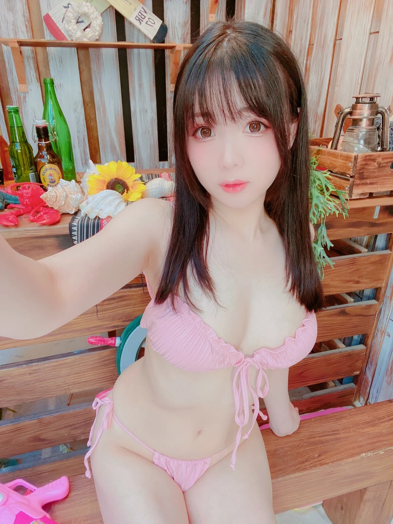霜月shimo《Fantia 2022年11月会员合集（6期）》主题写真：113张全套美图