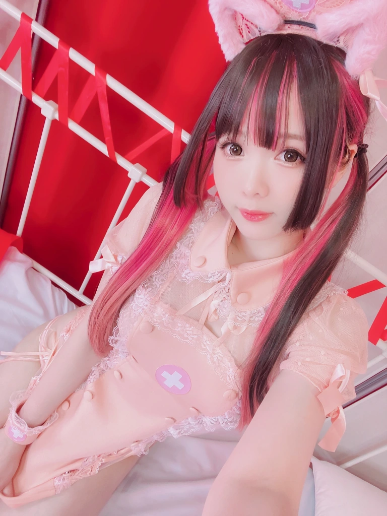 霜月shimo《Fantia 2023年01月会员合集（5期）》主题写真：104张全套美图