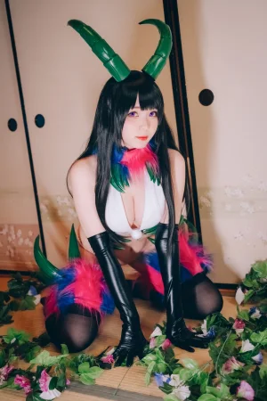 霜月shimo《惡魔姊姊千夜寫真本》主题写真：85张全套美图